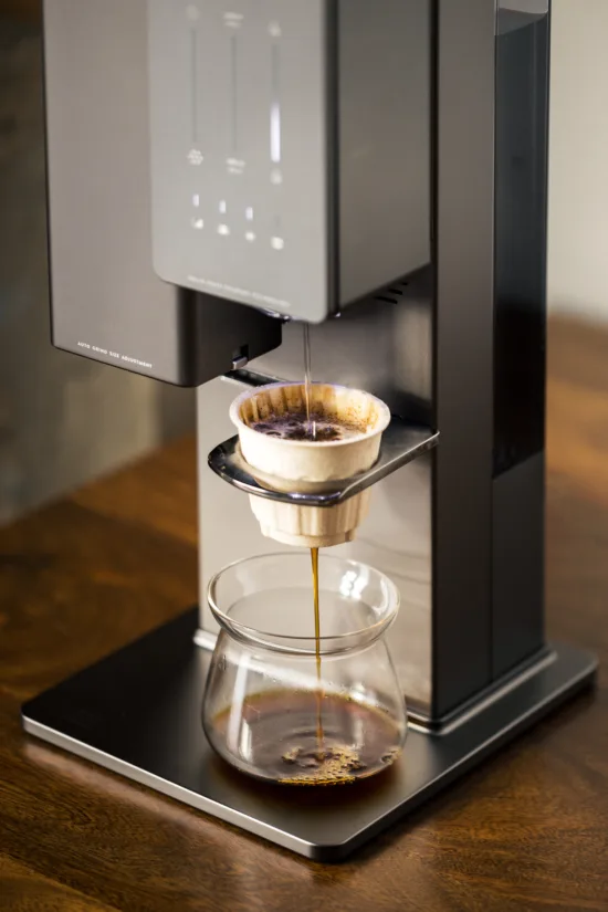 ad) xBloom - The first ever whole bean capsule coffee machine 